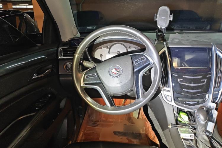 Used Cadillac SRX 2014 3.0L Comfort Model Steering Wheel