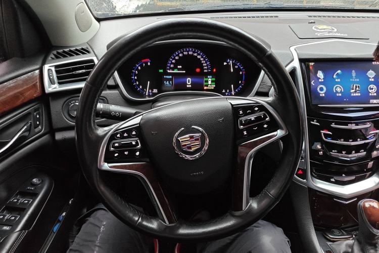 Used Cadillac SRX 2014 3.6L Flagship Model Steering Wheel