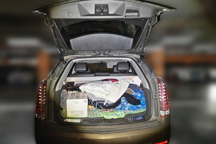 Used Cadillac SRX 2014 3.0L Comfort Model Trunk