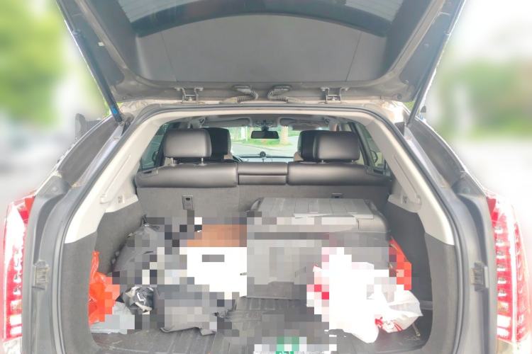 Used Cadillac SRX 2014 3.0L Elite Model Trunk