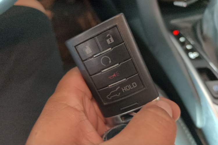 Used Cadillac SRX 2014 3.0L Elite Model Vehicle Key
