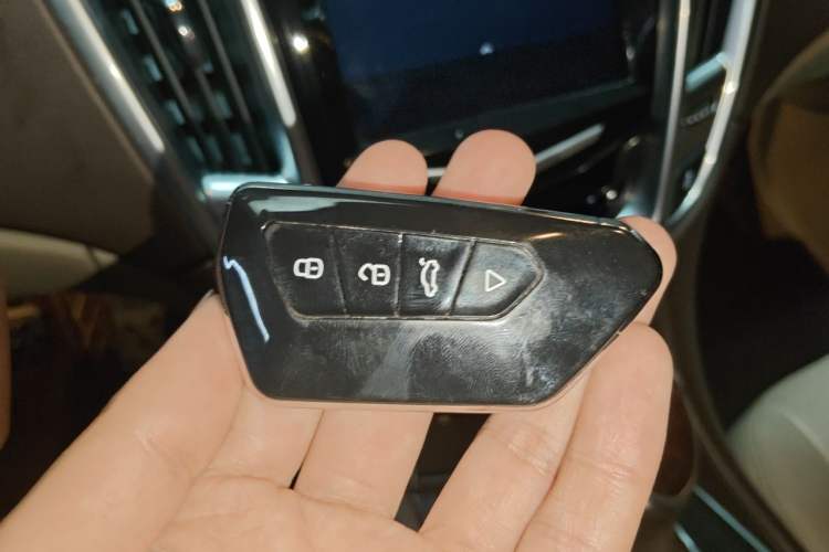 Used Cadillac SRX 2014 3.0L Luxury Model Vehicle Key