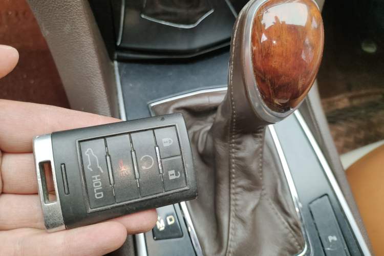 Used Cadillac SRX 2014 3.0L Elite Model Vehicle Key