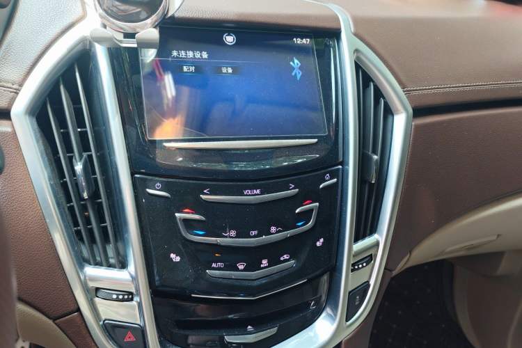 Used Cadillac SRX 2014 3.0L Elite Model Audio And AC Panel