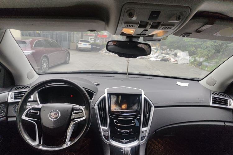 Used Cadillac SRX 2014 3.0L Comfort Model Center Console