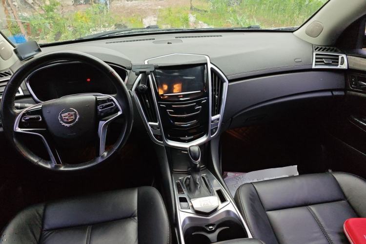 Used Cadillac SRX 2014 3.0L Comfort Model Center Console