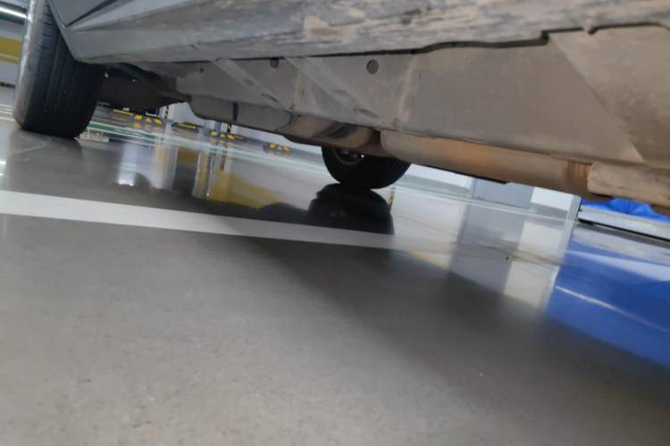 Used Cadillac SRX 2014 3.0L Elite Model Chassis Front Right