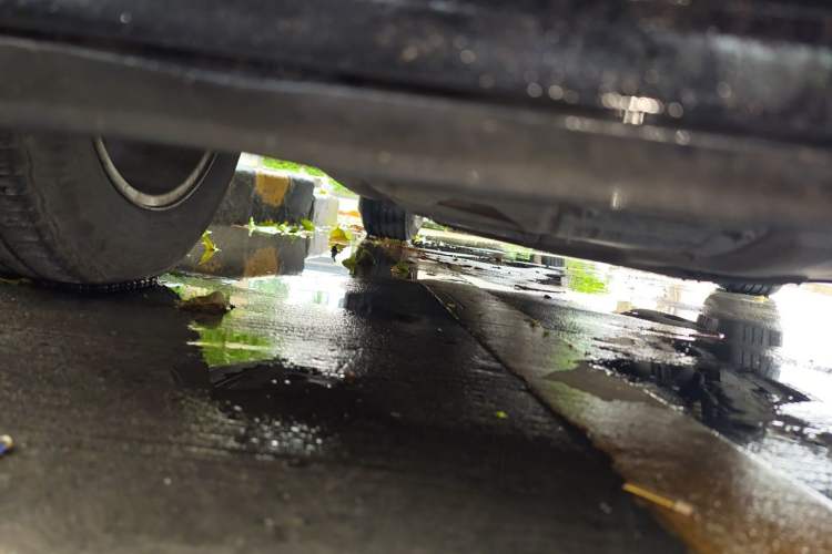 Used Cadillac SRX 2014 3.0L Elite Model Chassis Front Right