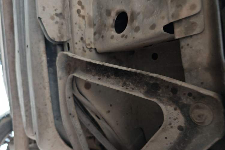 Used Cadillac SRX 2014 3.0L Comfort Model Chassis Rear Left