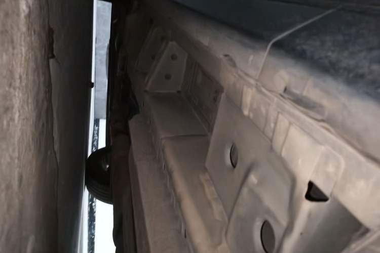 Used Cadillac SRX 2014 3.0L Leading Model Chassis Rear Left