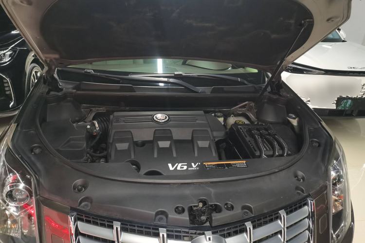 Used Cadillac SRX 2014 3.0L Luxury Model Engine Bay