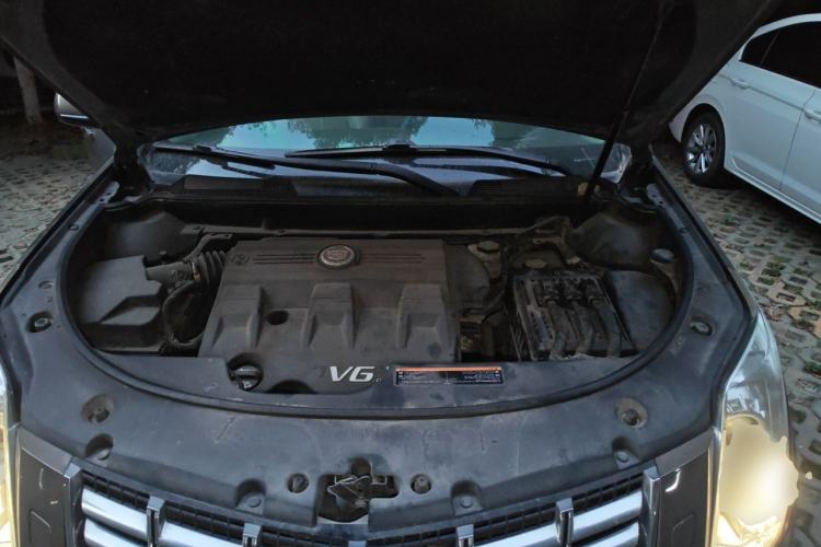 Used Cadillac SRX 2014 3.0L Luxury Model Engine Bay