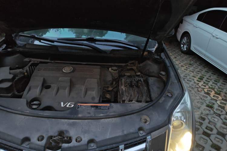Used Cadillac SRX 2014 3.0L Luxury Model Engine Bay Left