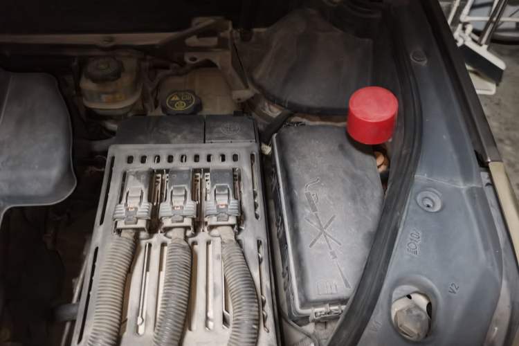 Used Cadillac SRX 2014 3.0L Leading Model Engine Bay Left