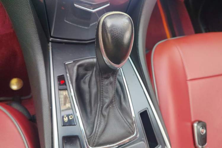 Used Cadillac SRX 2014 3.0L Comfort Model Gear Lever