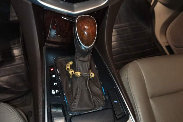 Used Cadillac SRX 2014 3.0L Leading Model Gear Lever