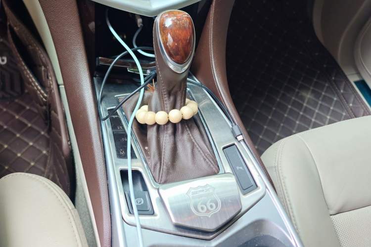 Used Cadillac SRX 2014 3.0L Elite Model Gear Lever