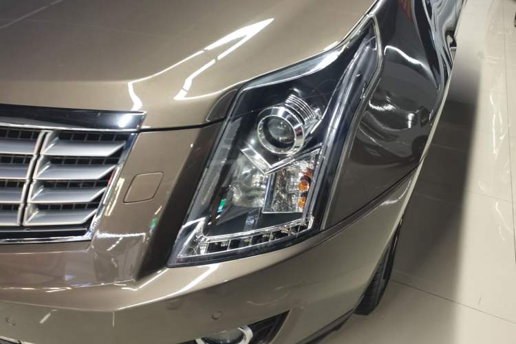 Used Cadillac SRX 2014 3.0L Luxury Model Left Front Headlight