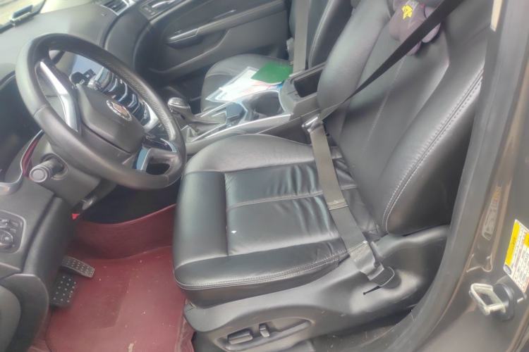 Used Cadillac SRX 2014 3.0L Comfort Model Left Front Seat