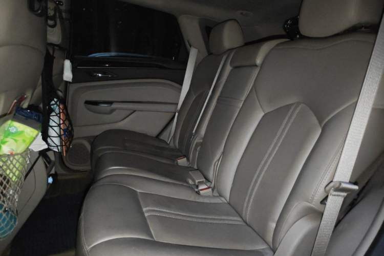 Used Cadillac SRX 2014 3.0L Luxury Model Left Rear Seat