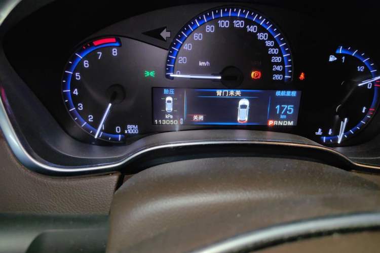 Used Cadillac SRX 2014 3.0L Elite Model Odometer Close Up