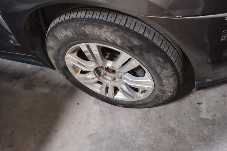 Used Cadillac SRX 2014 3.0L Leading Model Right Front Wheel Hub
