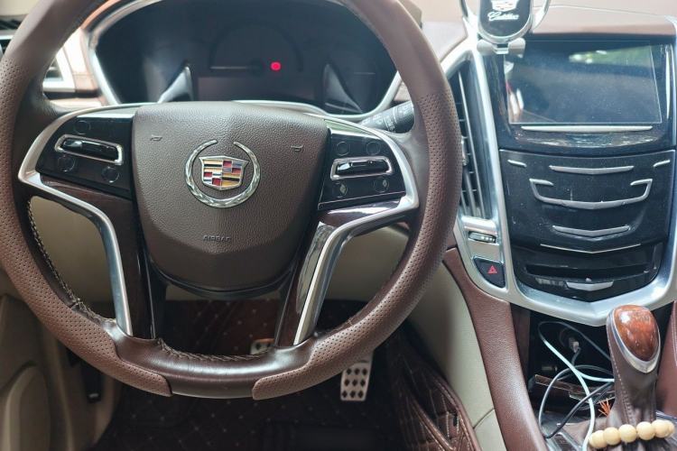 Used Cadillac SRX 2014 3.0L Elite Model Steering Wheel