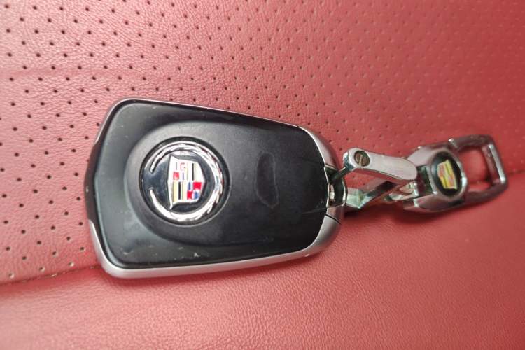 Used Cadillac SRX 2014 3.0L Comfort Model Vehicle Key