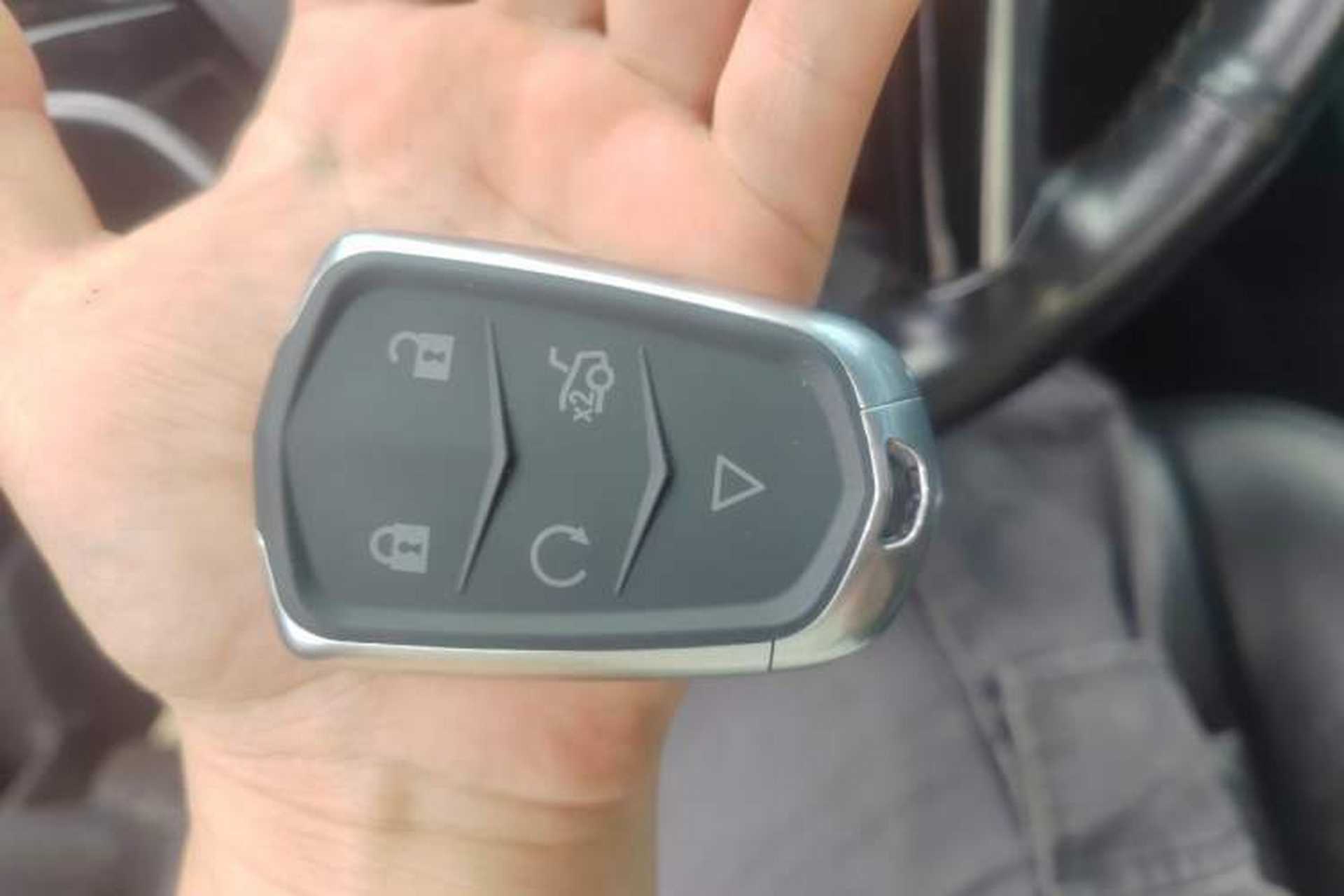 Used Cadillac SRX 2014 3.0L Comfort Model Vehicle Key