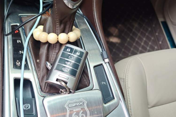 Used Cadillac SRX 2014 3.0L Elite Model Vehicle Key