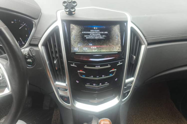 Used Cadillac SRX 2014 3.0L Elite Model Audio And AC Panel