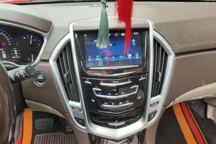 Used Cadillac SRX 2014 3.0L Elite Model Audio And AC Panel
