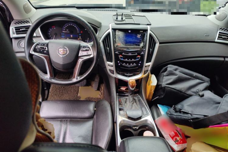 Used Cadillac SRX 2014 3.0L Flagship Model Center Console