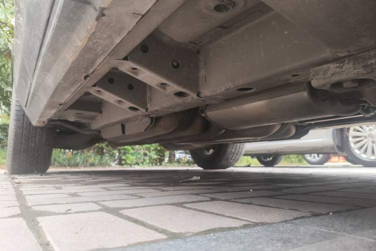 Used Cadillac SRX 2014 3.0L Elite Model Chassis Front Right