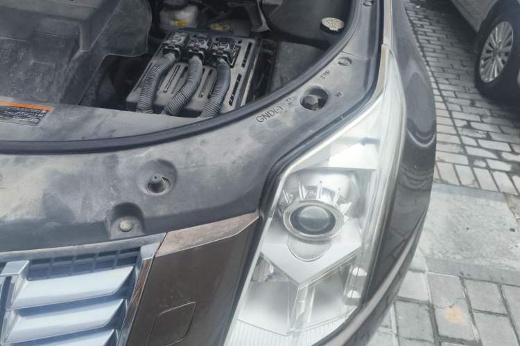 Used Cadillac SRX 2014 3.0L Elite Model Engine Bay Left