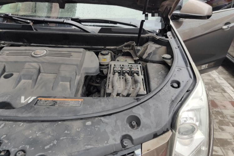 Used Cadillac SRX 2014 3.0L Elite Model Engine Bay Left