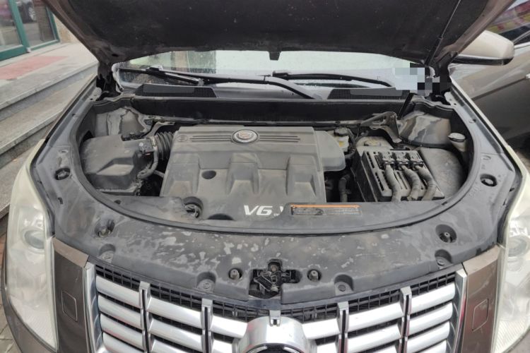 Used Cadillac SRX 2014 3.0L Elite Model Engine Bay
