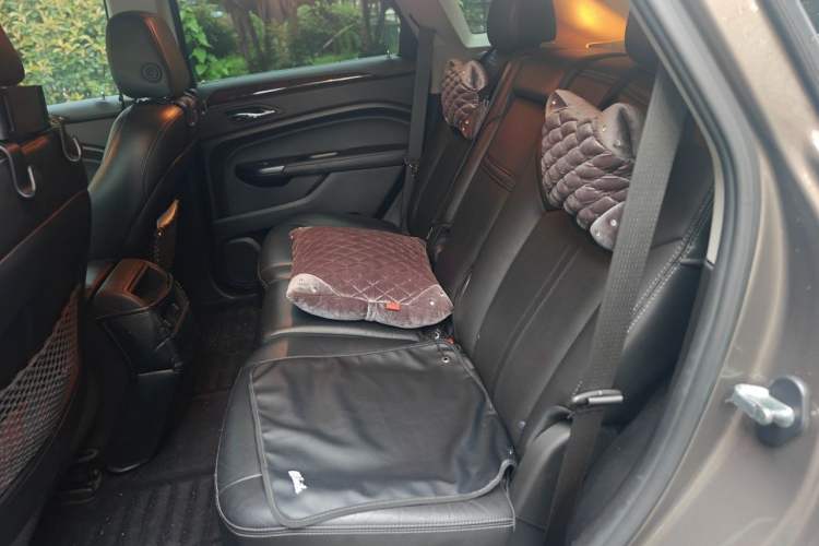 Used Cadillac SRX 2014 3.0L Elite Model Left Rear Seat
