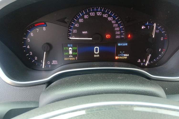 Used Cadillac SRX 2014 3.0L Elite Model Odometer Close Up