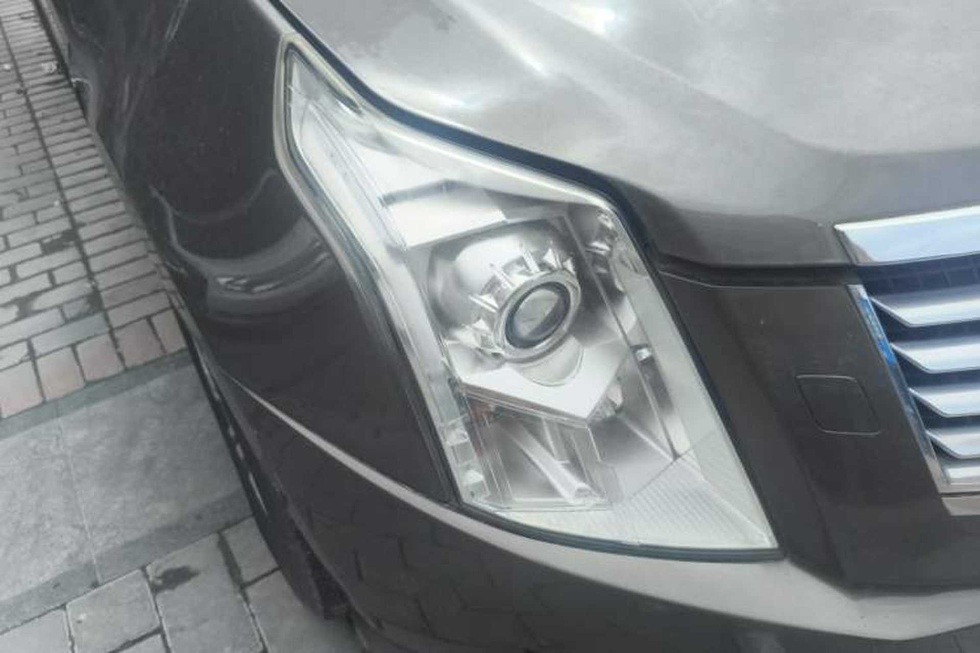 Used Cadillac SRX 2014 3.0L Elite Model Right Front Headlight