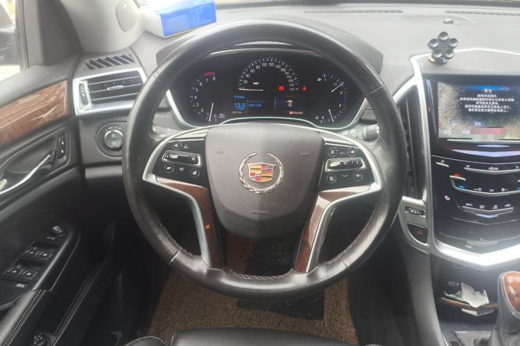 Used Cadillac SRX 2014 3.0L Elite Model Steering Wheel