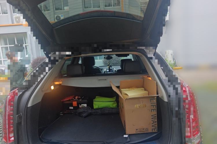 Used Cadillac SRX 2014 3.0L Elite Model Trunk