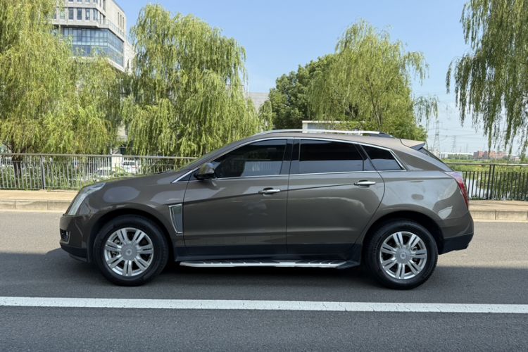 Used Cadillac SRX 2014 3.0L Elite Model Exterior 3