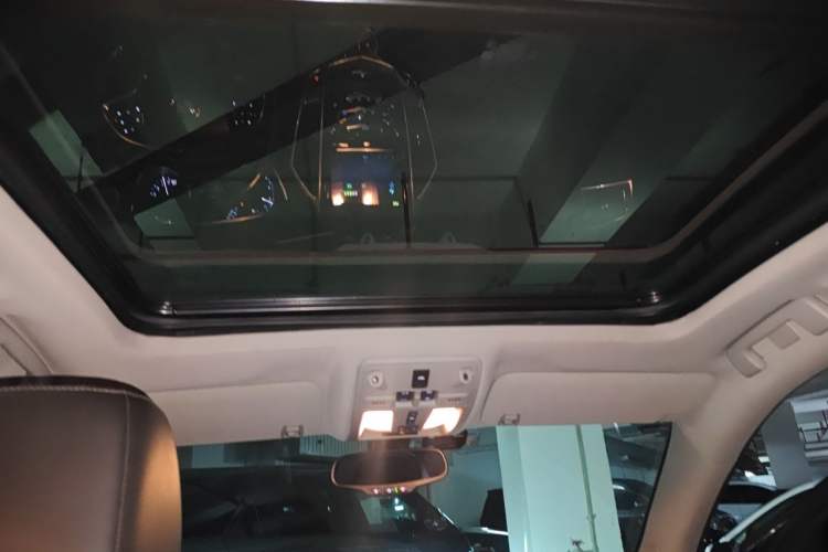 Used Cadillac SRX 2014 3.0L Luxury Model Headliner