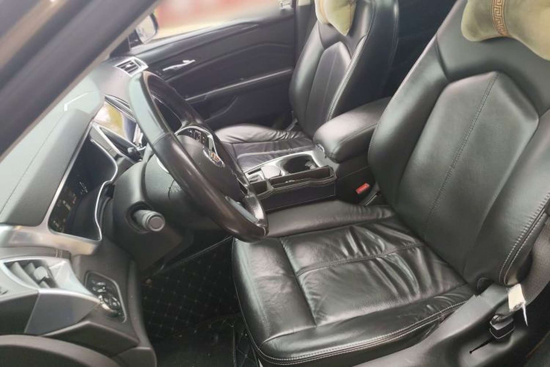 Used Cadillac SRX 2014 3.0L Comfort Model Left Front Seat