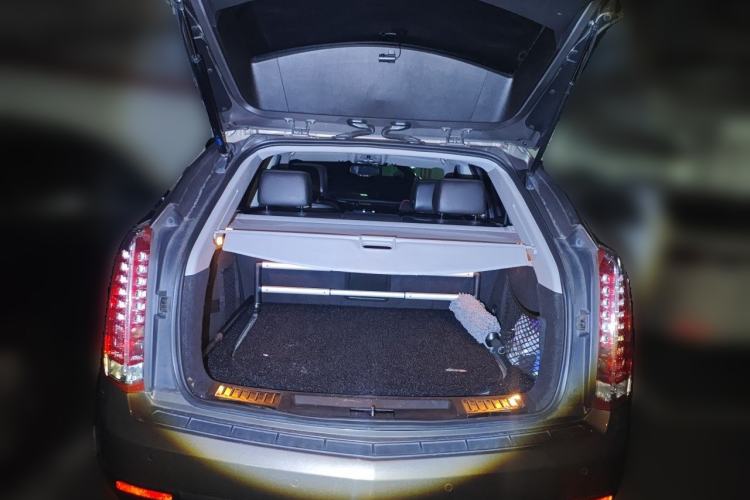 Used Cadillac SRX 2014 3.0L Luxury Model Trunk
