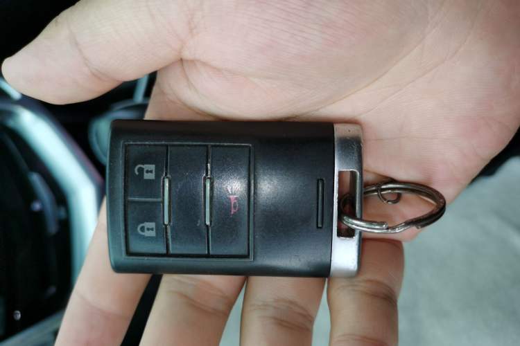 Used Cadillac SRX 2014 3.0L Comfort Model Vehicle Key