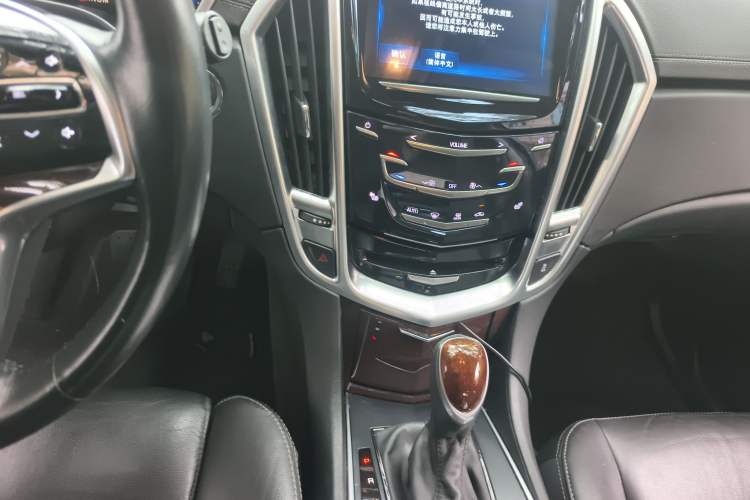 Used Cadillac SRX 2014 3.0L Elite Model Audio And AC Panel