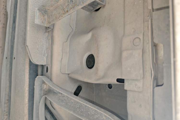 Used Cadillac SRX 2014 3.0L Comfort Model Chassis Rear Left