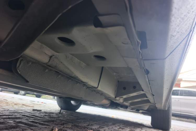 Used Cadillac SRX 2014 3.0L Elite Model Chassis Rear Right